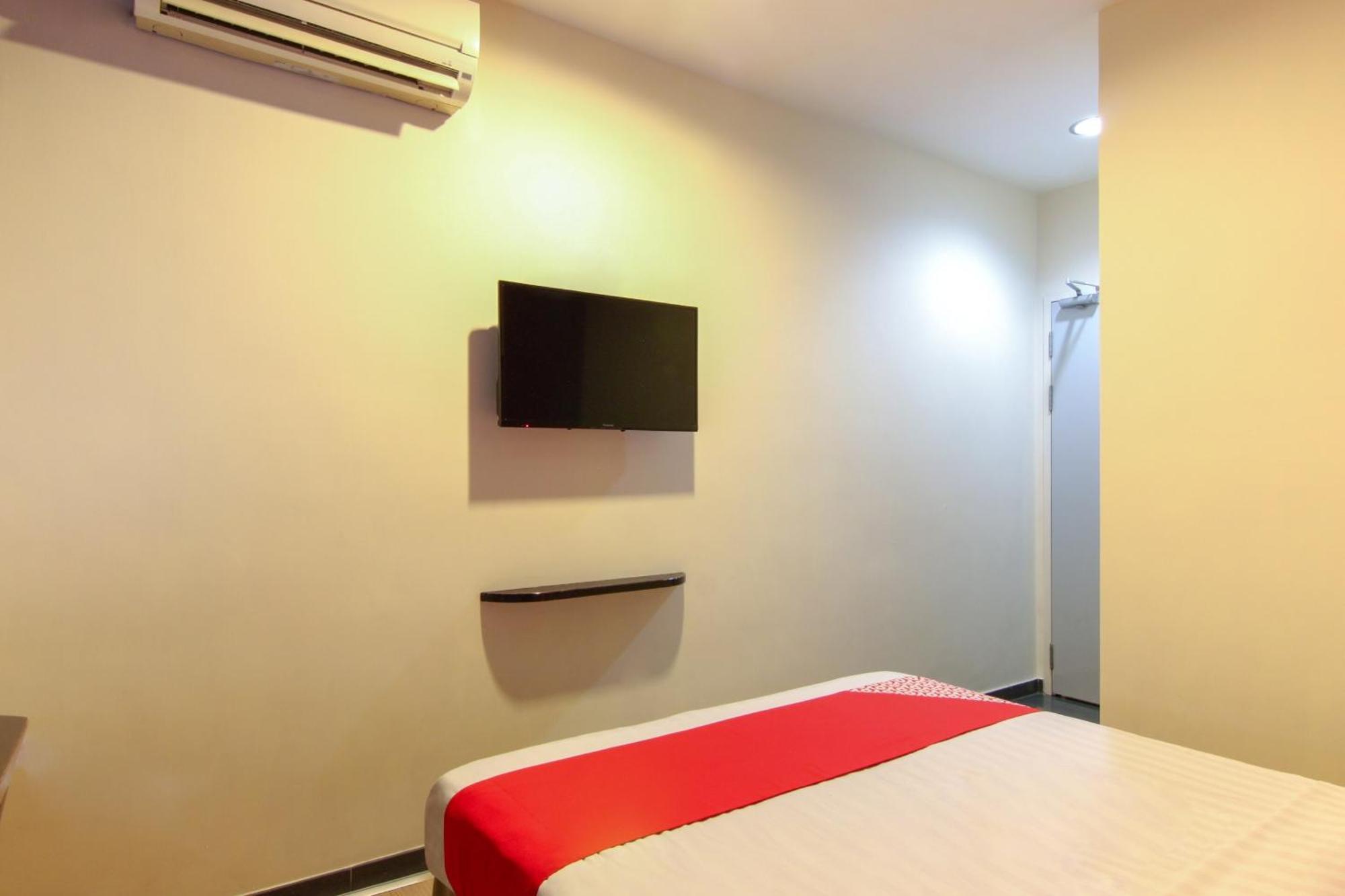 Super Oyo 43930 Hotel Esplanade Sandakan Ngoại thất bức ảnh